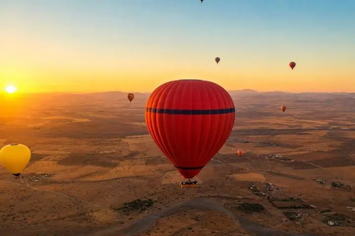 Hot Air Balloon Flight over Marrakech with Traditional Breakfast — 4