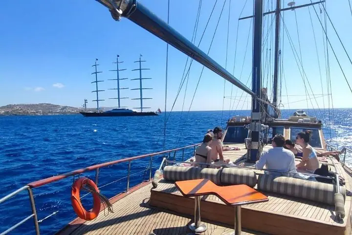 Mykonos Sail Cruise to Delos and Rhenia Islands
