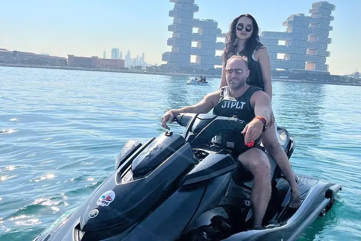 Exclusive 2HR Jet Ski TOUR-JBR & BLUEWATERS-ATLANTIS-BURJ AL ARAB — 5