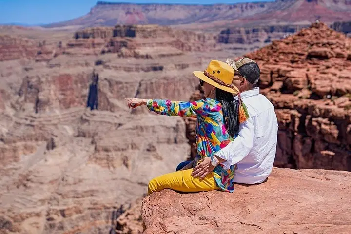 Grand Canyon West, Hoover Dam Stop, Wi-Fi, Lunch & Skywalk — 5