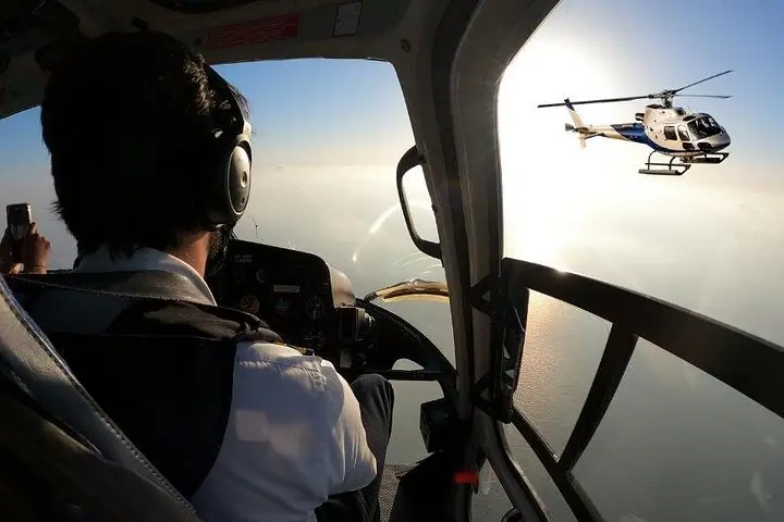 Dubai Helicopter Experience with Sightseeing Options — 4