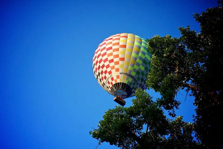 Balloon Ride with Complimentary Drink from Coruche — 3