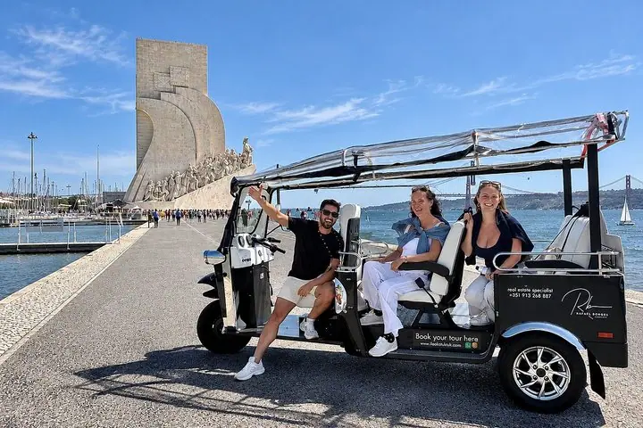 Verdadero Tour Privado Tuk Tuk de 4 Horas : Descubre Lisboa con un Local! — 5