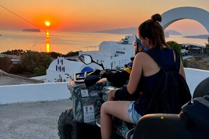 Santorini | Off-Road, Lugares Secretos e Pickup Grátis — 2