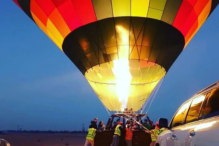 Hot Air Balloon Ride Over Dubai Desert inlcuding Transfers — 3
