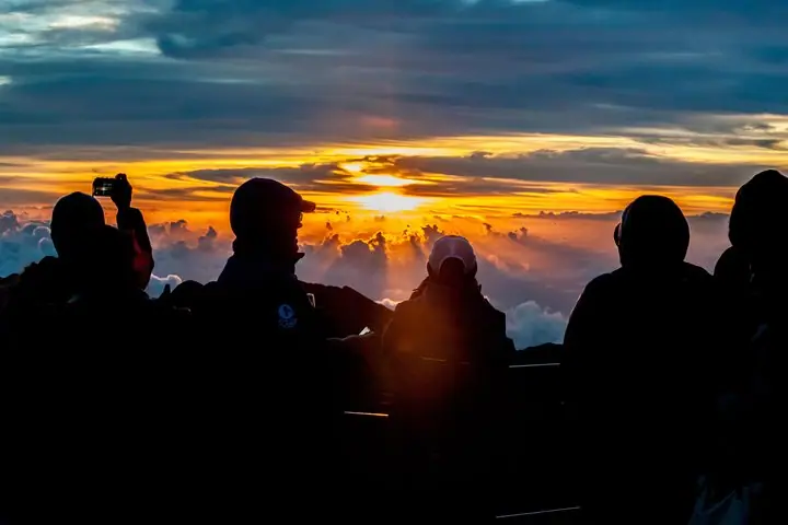 Maui: Haleakala Quyosh chiqishining betakror manzarasi va mahalliy nonushta — 2