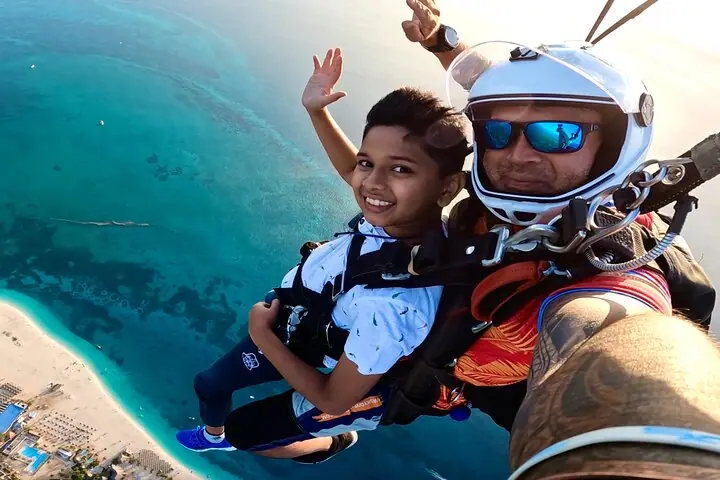 Tandem over Zanzibar — 5