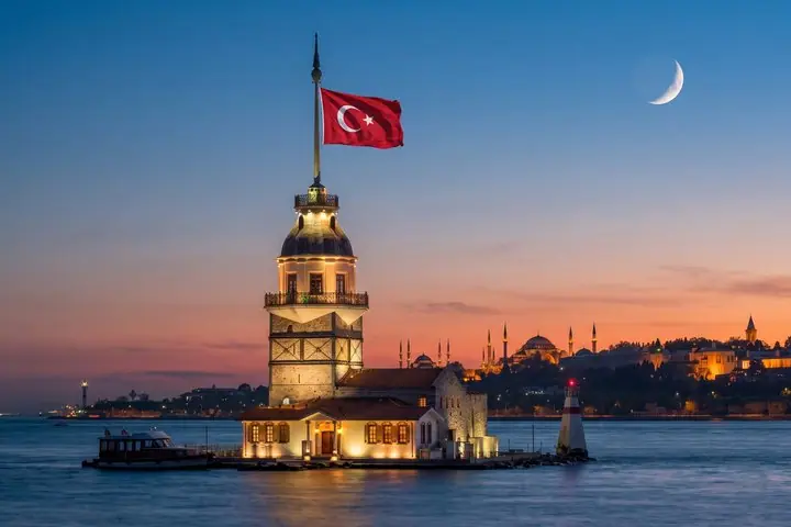 İstanbul Boğaz'da Özel Lüks Yat — 5