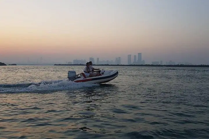 Small-Group Self-Drive Speedboat Tour in Yas Island Mangroves — 5