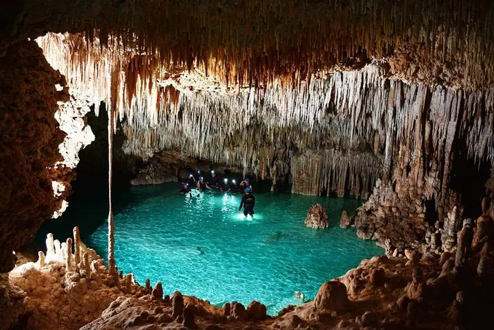 Tour por el río subterráneo Río Secreto con cuevas de cristal — 2