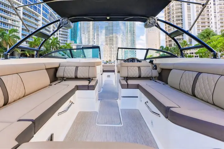 Private Miami : Sightseeing, Sunset & Sandbar