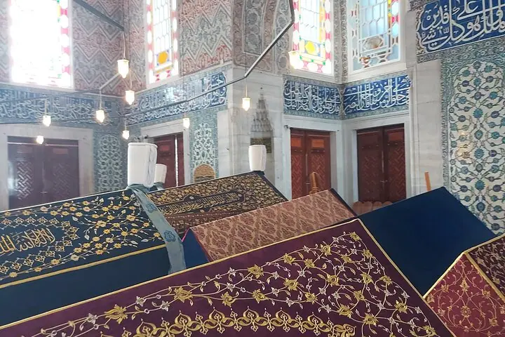 Istanbul Highlights! Blue Mosque, Hagia Sophia, Topkapı and More — 3