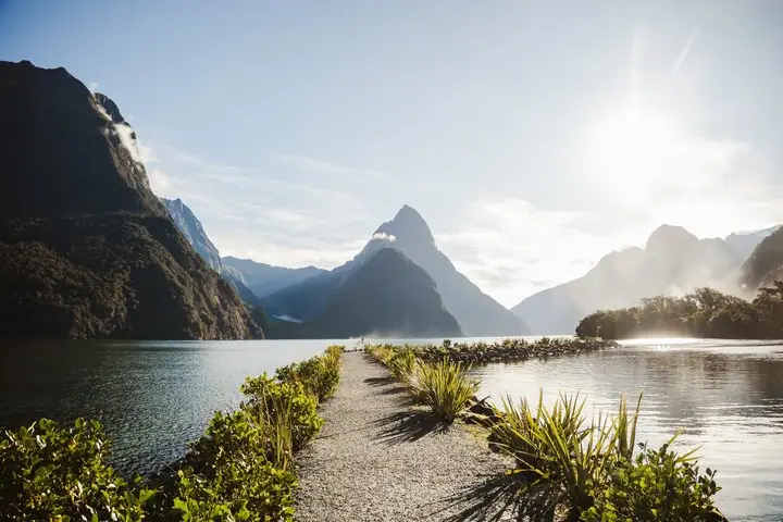 Milford Sound Premium kichik guruh sayohati va Kvinstaundan kruiz — 2