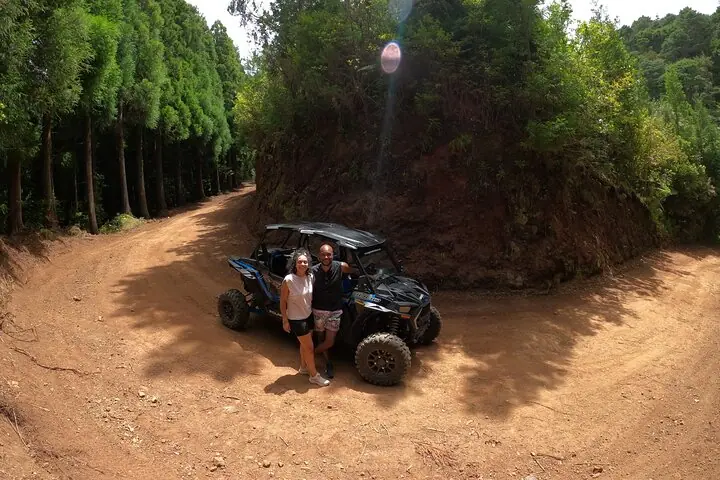 Privates Buggy-Abenteuer auf Madeira: Wald und Berge