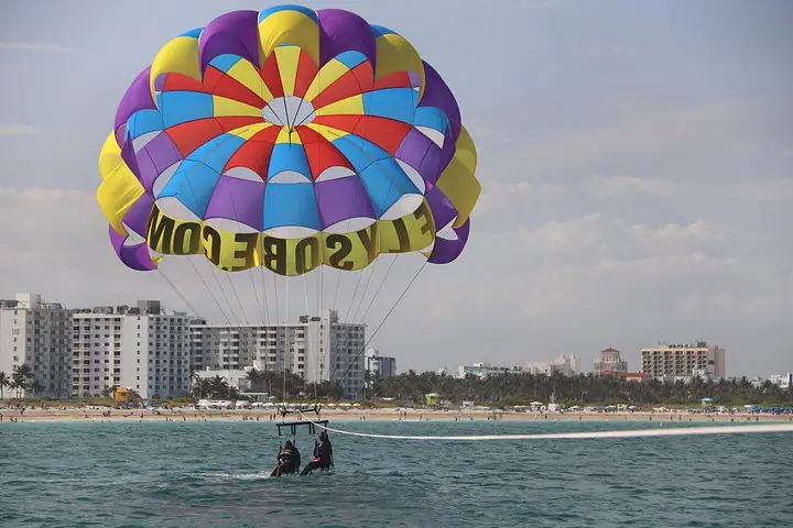 Vuele a South Beach a través de Flysobe Parasail — 3