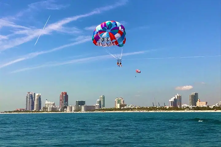 Vuele a South Beach a través de Flysobe Parasail — 5