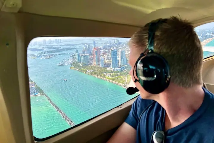 Miami Beach: tour privado en avión por South Beach con bebidas — 4