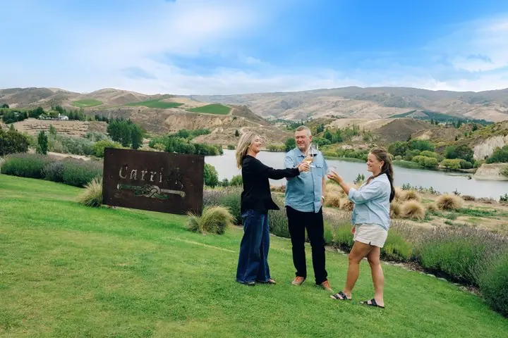 Queenstown 6 hour Boutique Wine Tour 4 Wineries and Lunch