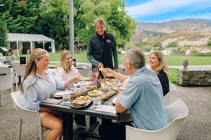 Queenstown 6 hour Boutique Wine Tour 4 Wineries and Lunch — 3