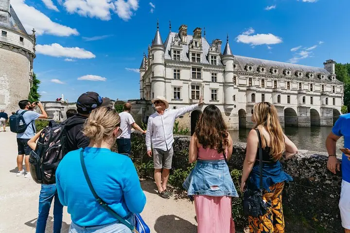 Loire Valley Castles Day Trip from Paris with Complementary Wine — 2