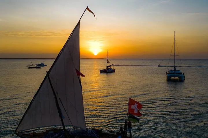 Cena privada exclusiva al atardecer por la costa norte de Zanzíbar — 2