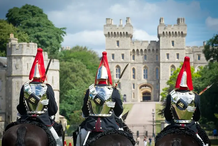 Londondan Windsor Qasri, Stonehenge va Oksfordga Premial Bir Kunlik Sayohat — 4