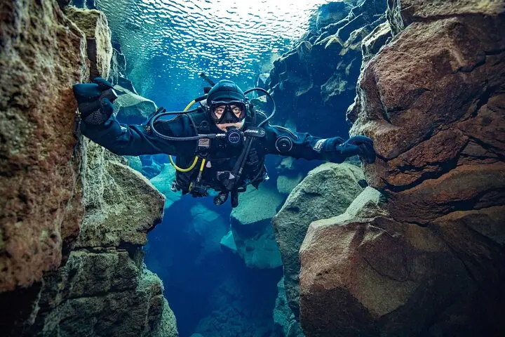 Silfra: Diving Between Tectonic Plates - Meet on Location — 2