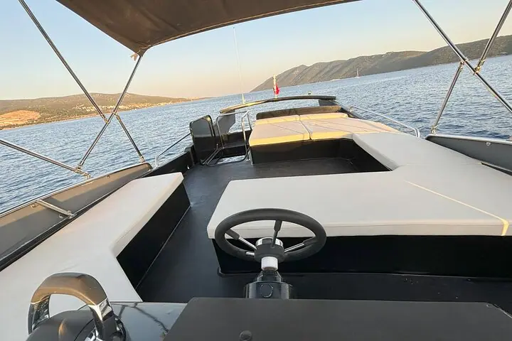 Private Motoryacht-Tour durch Bodrum mit Mittagessen für 6 Stunden — 5