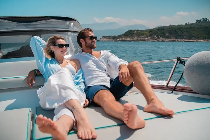 Excursão de um dia de barco semiprivado de Capri e Blue Grotto saindo de Sorrento — 4