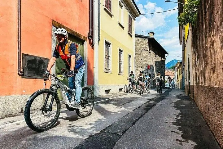 Lake Como: eBike City Tour Guided by an iPad and a Tour Leader — 4