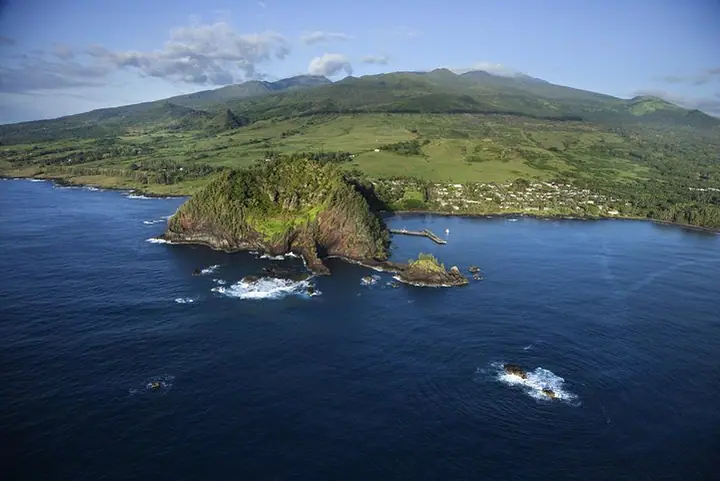 Maui: Hana yo‘li bo‘ylab vertolyotda parvoz va Limo-Vanda hashamatli ekskursiya — 3