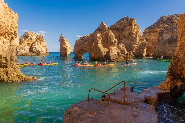 Excursión de un día desde Lisboa a Algarve, Benagil, Lagos con opción de barco — 4
