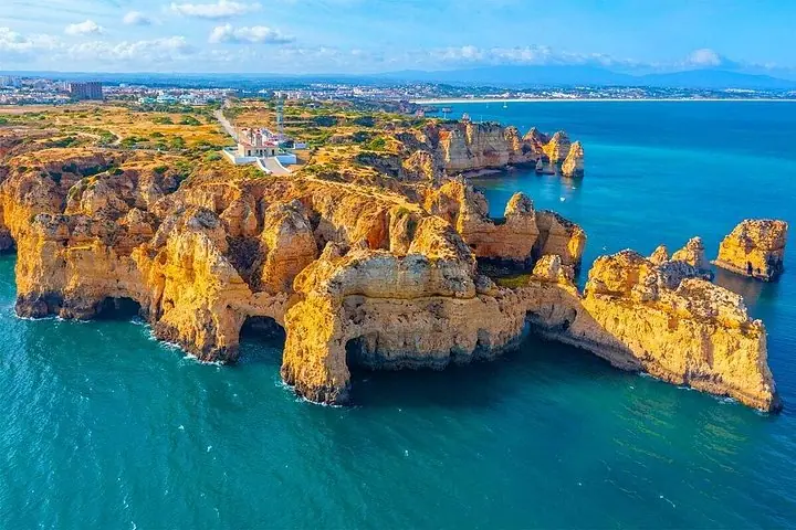 Excursión de un día desde Lisboa a Algarve, Benagil, Lagos con opción de barco — 5