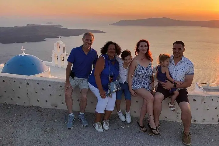 Santorini en un día : Tour privado personalizado de Santorini con recogida — 5