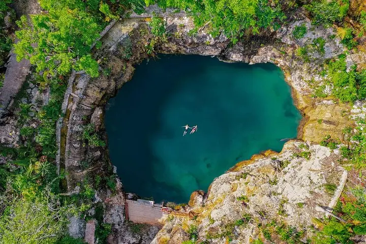 Cenote escondido e aventura na selva de quadriciclo com transporte — 2