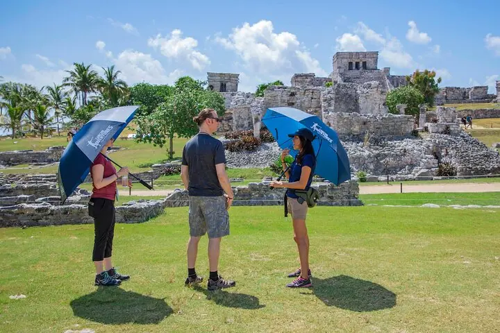 Tour guiado em Tulum, Cenote Mágico, Mergulho na Lagoa e Almoço à Beira-mar — 5