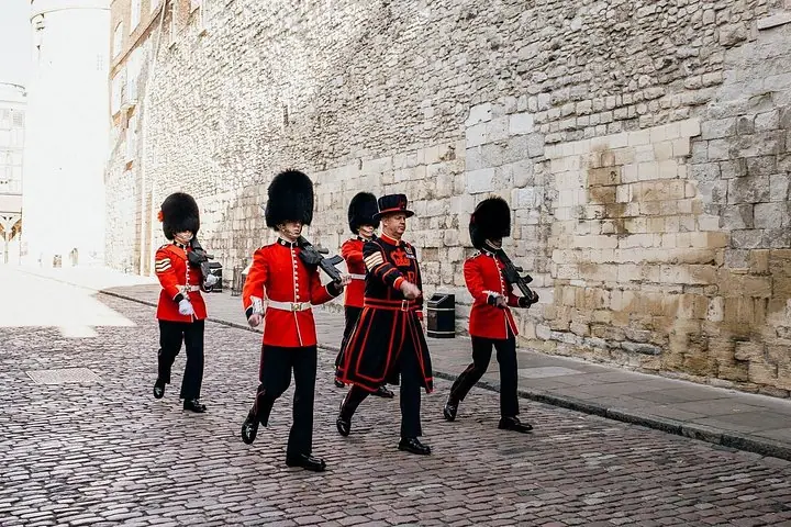 VIP Early Access Opening Ceremony Tower of London & River Cruise — 4