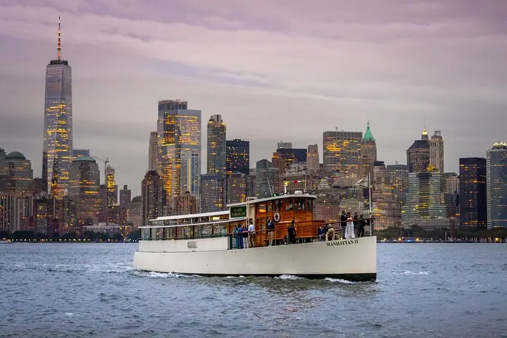 New York City Sunset Cruise on a Yacht — 2