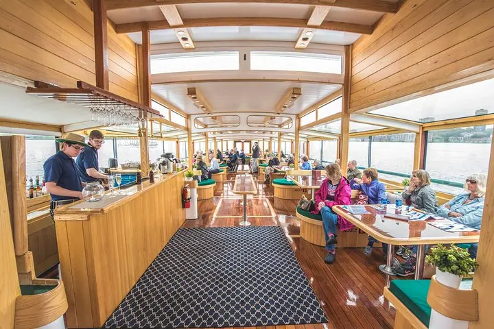 Crucero en yate para ver la arquitectura de Manhattan