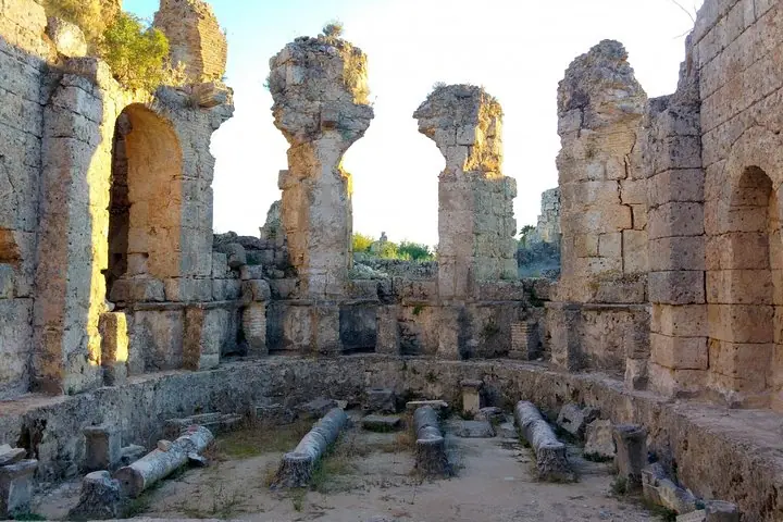 Perge Aspendos Side 瀑布之旅 — 2