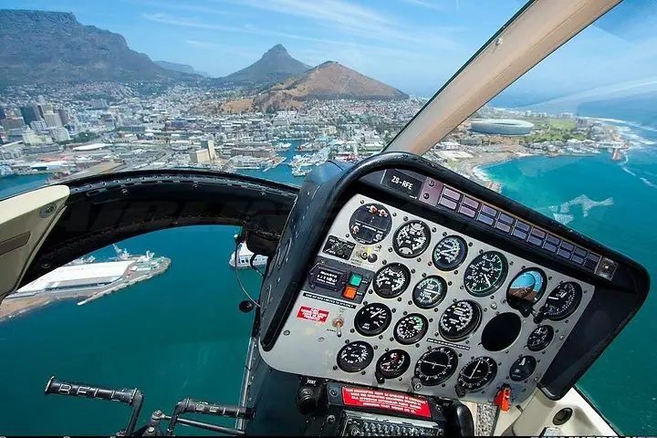 Cape Town City Center Helicopter Tour with Champagne — 3