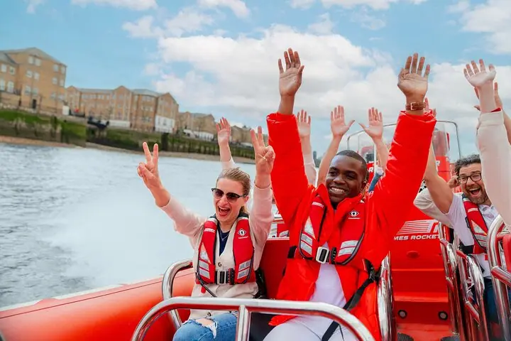 Alta Velocidade Speedboat em Londres — 2
