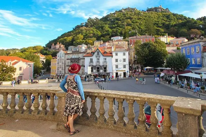 Excursão em grupo pequeno para Sintra, Pena Palace, Cabo Roca e Cascais — 2