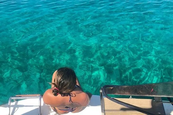 Rheniyaga Mykonos elkanli kruizi, Delosga gid hamrohligida ekskursiya, tushlik va ichimliklar — 5