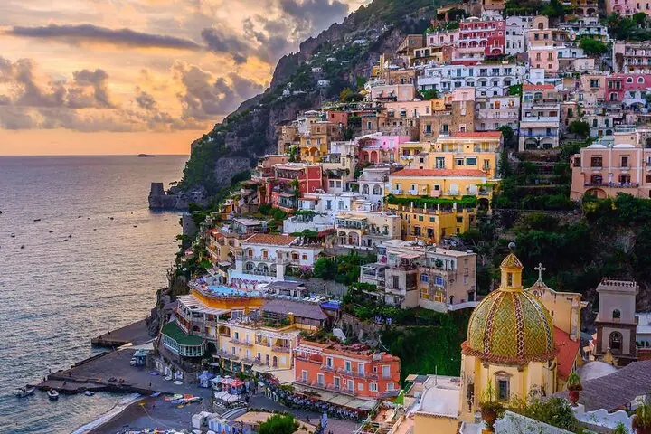 Amalfi sohilida qayiq opsiyasi bilan to'liq kunlik sayohat