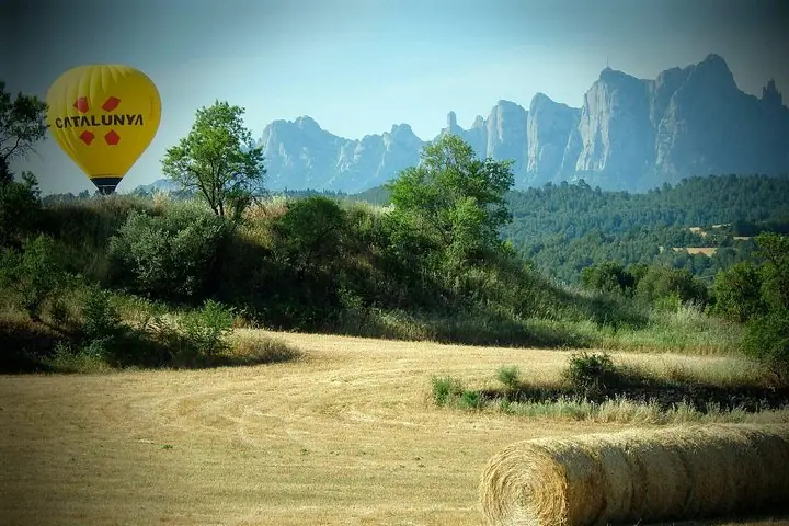 Globo aerostático Kon- Montserrat incluyendo la pickup de Barcelona — 4