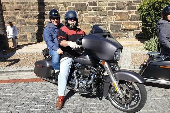 Harley Davidson Sahil Manzaralı Sürüşleri (Şoförlü) en az 2 kişi — 4