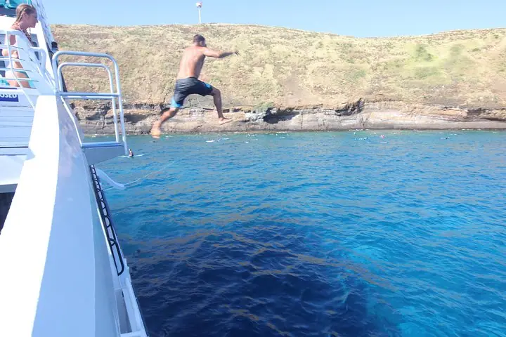Maui Snorkeling Adventure From Ma'alaea Harbor to Molokini — 3