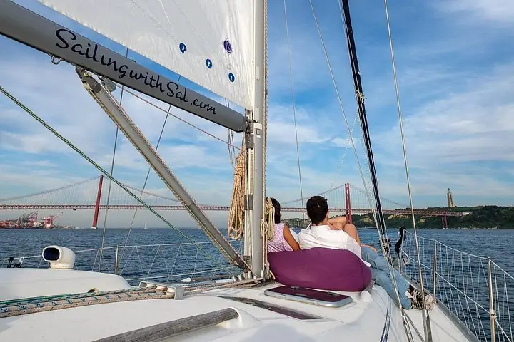 Lissabon: Private Segeltour entlang des Tejo — 5