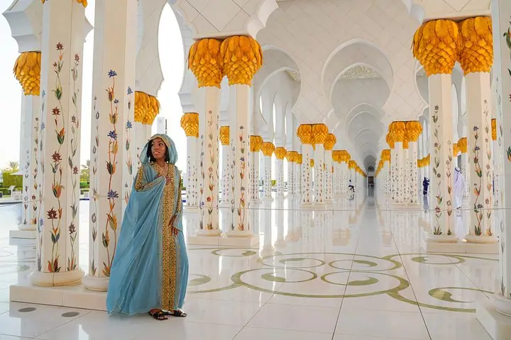 De Dubai para Abu Dhabi: Grande Mesquita, Palácio Real e Etihad Tower — 3